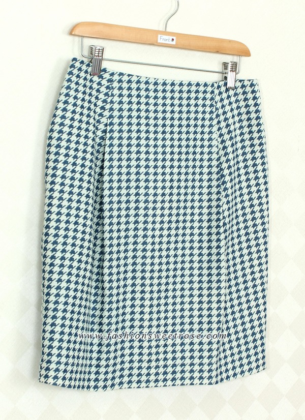 SK-371 กระโปรงทรงสอบ ผ้าญี่ปุ่นลายชิโนริ ด้านหน้ากระโปรงจับจีบทวิช ดีไซน์เรียบหรู