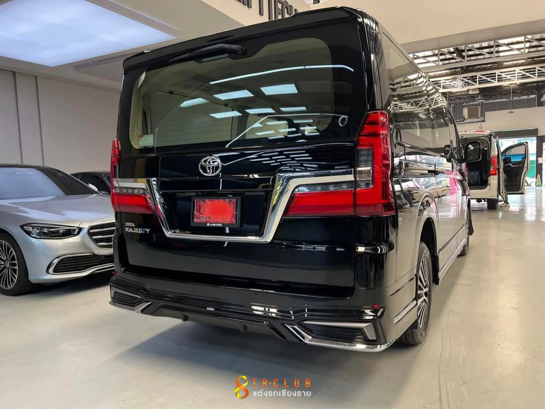 ชุดแต่งรอบคัน AKC : TOYOTA MAJESTY