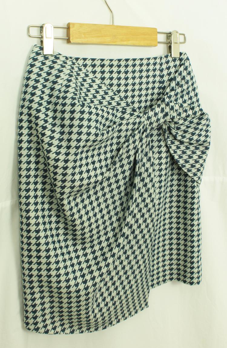 SK-141 กระโปรงแฟชั่น&ทำงาน ทรงสอบ ผ้าคอตต้อนพิมพ์ลายชิโนริโทนสีน้ำเงิน