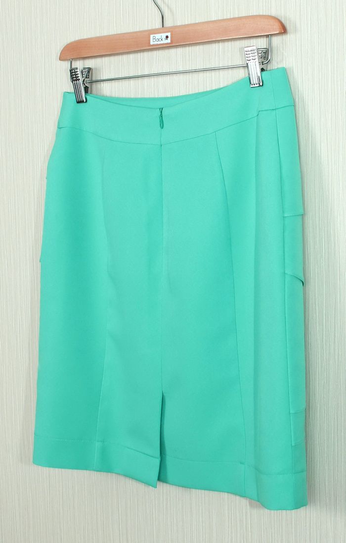 กระโปรงแฟชั่น&ทำงาน ทรงสอบ ผ้าไหมอิตาลีสีเขียวพาสเทล / SK-259