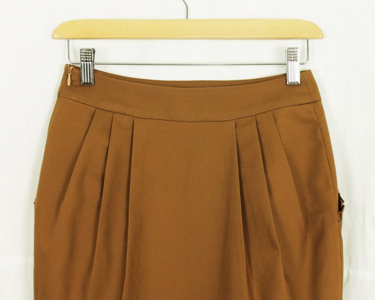 SK-150 กระโปรงแฟชั่น&ทำงาน ทรงสอบจับจีบทวิช ผ้าญี่ปุ่นสีน้ำตาลทรายแดง