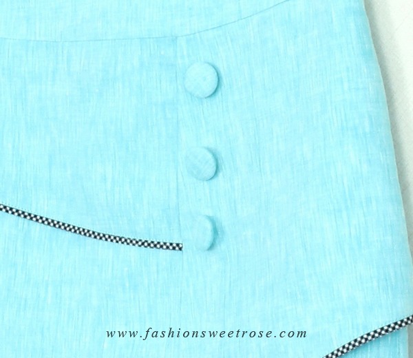 SK-313 กระโปรงทรงเอ ผ้าลินินญี่ปุ่นสีฟ้า แต่งกุ้นระบายด้วยผ้าลายสก๊อต