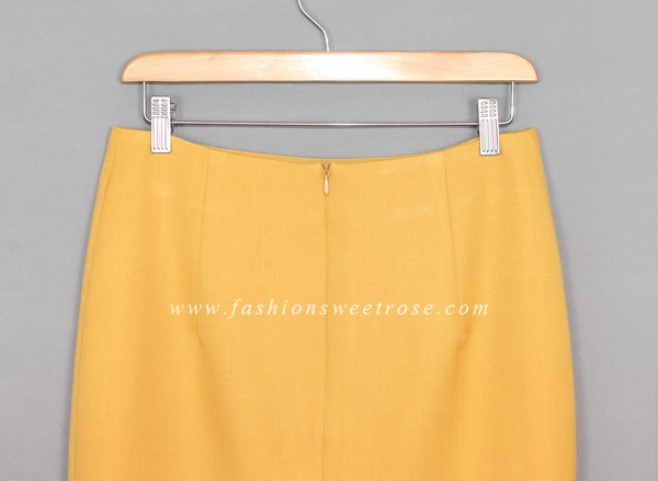 SK-437 กระโปรงทรงดินสอ ผ้า Double Twist สีเหลือง