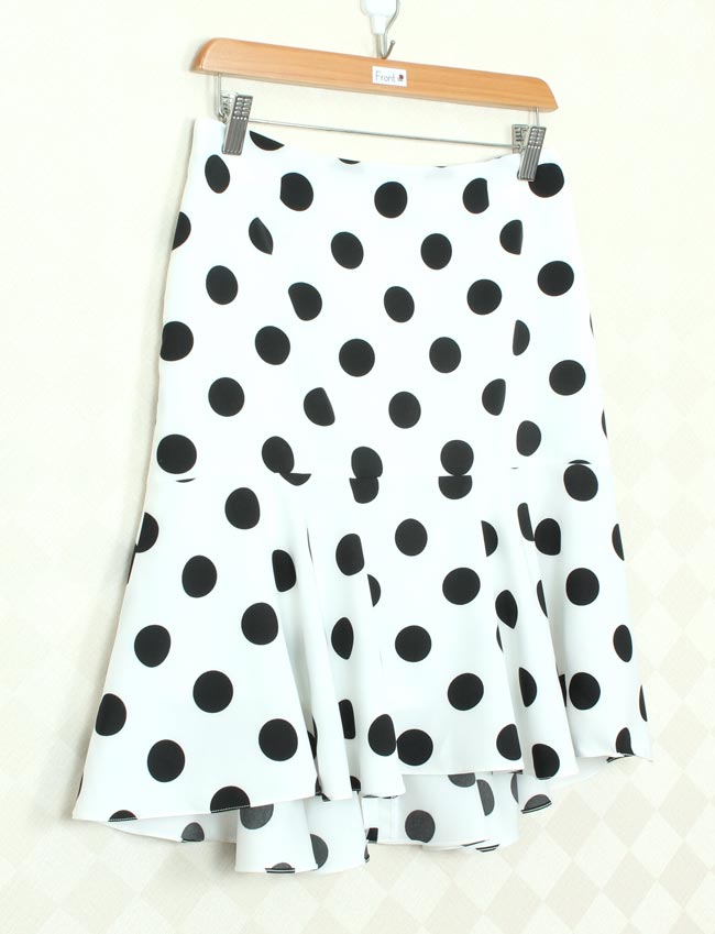 SK-288 กระโปรงแฟชั่น&ทำงาน ทรงย้วย ผ้าไหมอิตาลีพิมพ์ลาย Polka Dot วงกลมดำ พื้นขาว