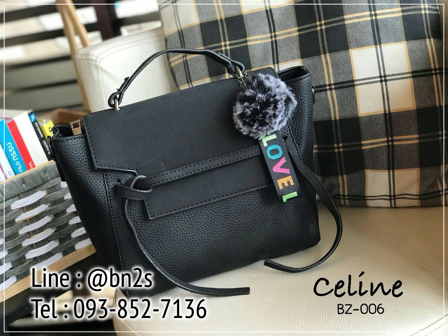 กระเป๋าหูหิ้ว ซีลีน ไสตล์ รุ่น Micro Belt 8 นิ้ว