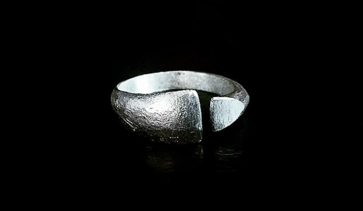 Ring 44