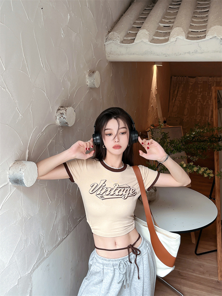 IU crop tee เสื้อยืดสายฝอผูกเอว
