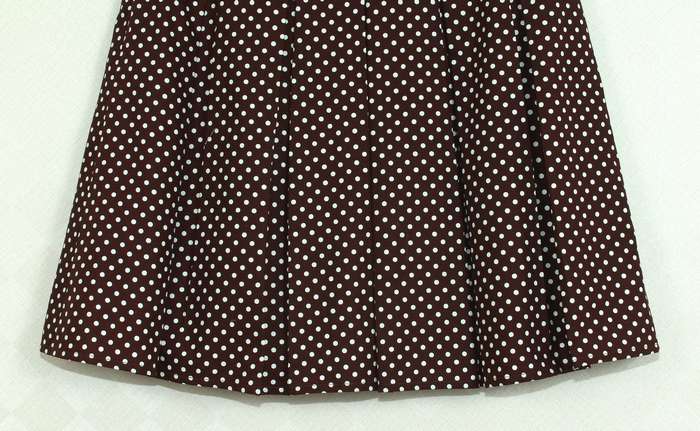 SK-270 กระโปรงแฟชั่น&ทำงาน ทรงบาน ผ้าคอตต้อนญี่ปุ่นพิมพ์จุดขาวพื้นน้ำตาลเข้ม