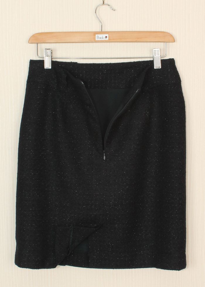 SK-232 กระโปรงแฟชั่นทรงสอบ ผ้า CHANEL สีน้ำเงินเข้ม ด้านหน้ากระโปรงจับจีบ รูดระบาย 3 ชั้น