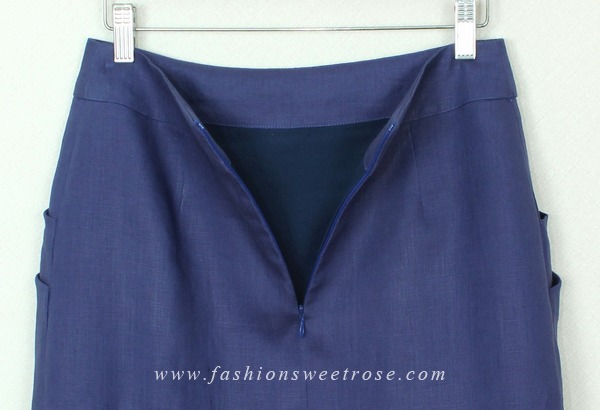 SK-363 กระโปรงทรงสอบ ผ้าลินินสีน้ำเงินคราม ด้านหน้ากระโปรงจับจีบทวิช