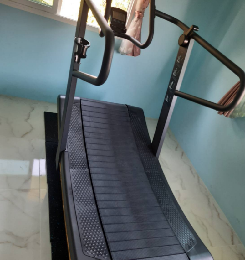 ลู่วิ่งโค้ง Curve Treadmill Commercial