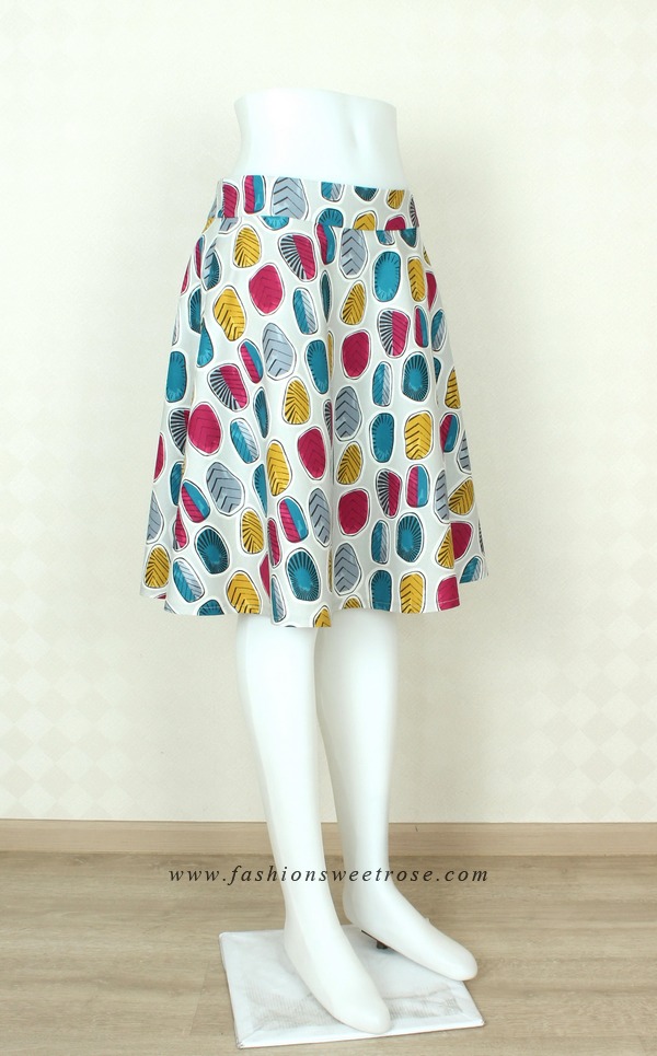 SK-316 กระโปรงแฟชั่น&ทำงาน ทรงย้วย ผ้าคอตต้อนญี่ปุ่นพิมพ์ลายกราฟฟิกหลากสี