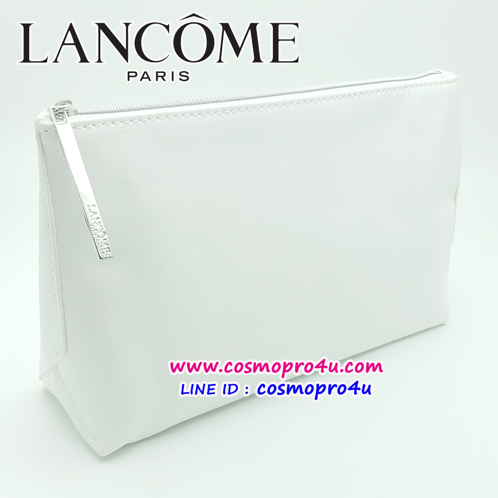 กระเป๋า LANCOME สีขาว ซิบด้านบนห้อยโลโก้ลังโคมยาว ๆ ขนาดกลาง Medium Pouch มี design ด้านข้างเย็บแบบกระเป๋าหนัง 10.5x6นิ้ว