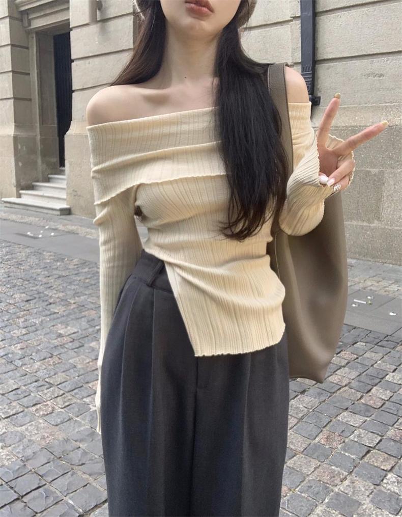 YY off shoulder top เสื้อไหมพรมปาดไหล่