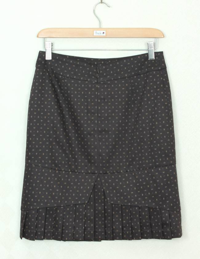 SK-284 กระโปรงแฟชั่น&ทำงาน ทรงสอบ ผ้าคอตต้อนญี่ปุ่นพิมพ์ลายลูกน้ำเล็กๆพื้นน้ำตาล ชายกระโปรงจับจีบรอบตัว