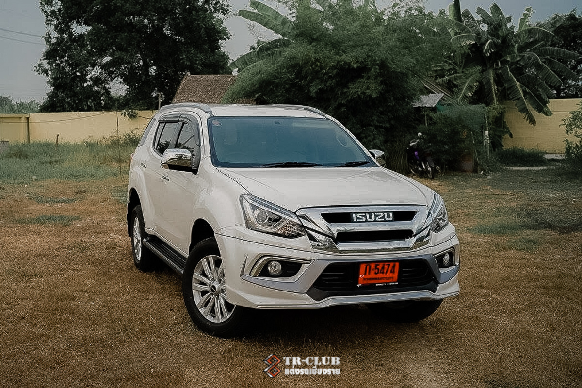 ชุดแต่งสเกิร์ตรอบคัน AMOTRIZ V1 MU-X 2017-2019