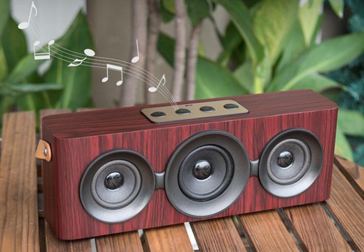 ลำโพงบลูทูธไร้สาย รุ่น Retro Wood เล่นวิทยุ FM ได้