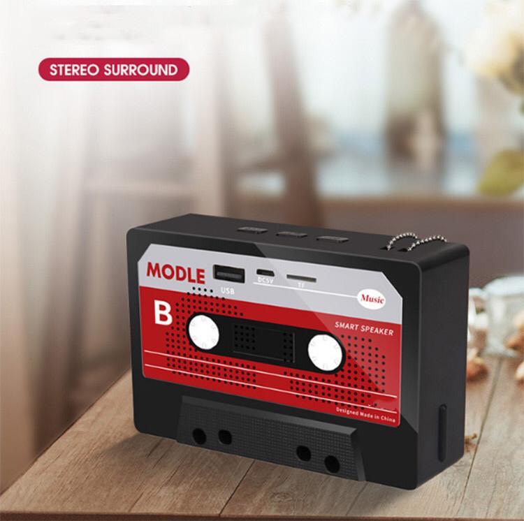 ลำโพงบลูทูธไร้สายแบบพกพา รุ่น Retro Tape Cassette