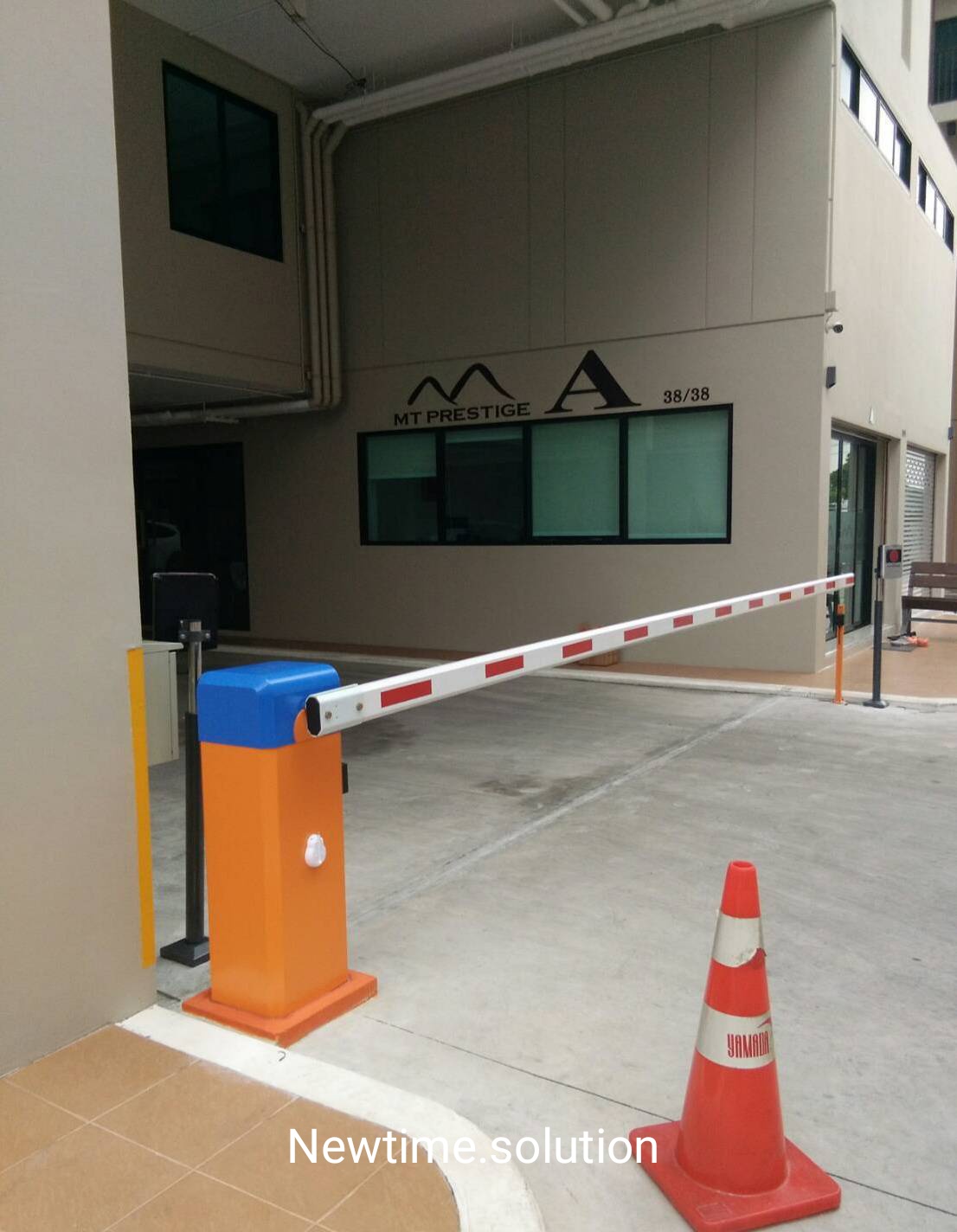 ไม้กั้นรถยนต์ HIP