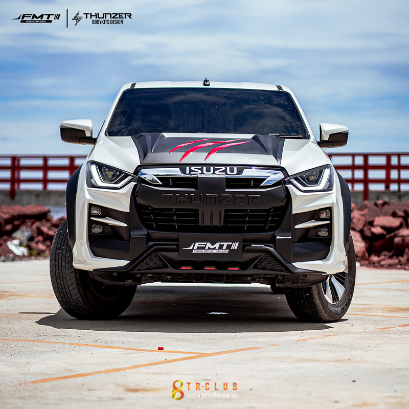 ชุดแต่งสเกิร์ตรอบคัน THUNZER สำหรับ ALL NEW D-MAX 2020 (ตัวสูง)