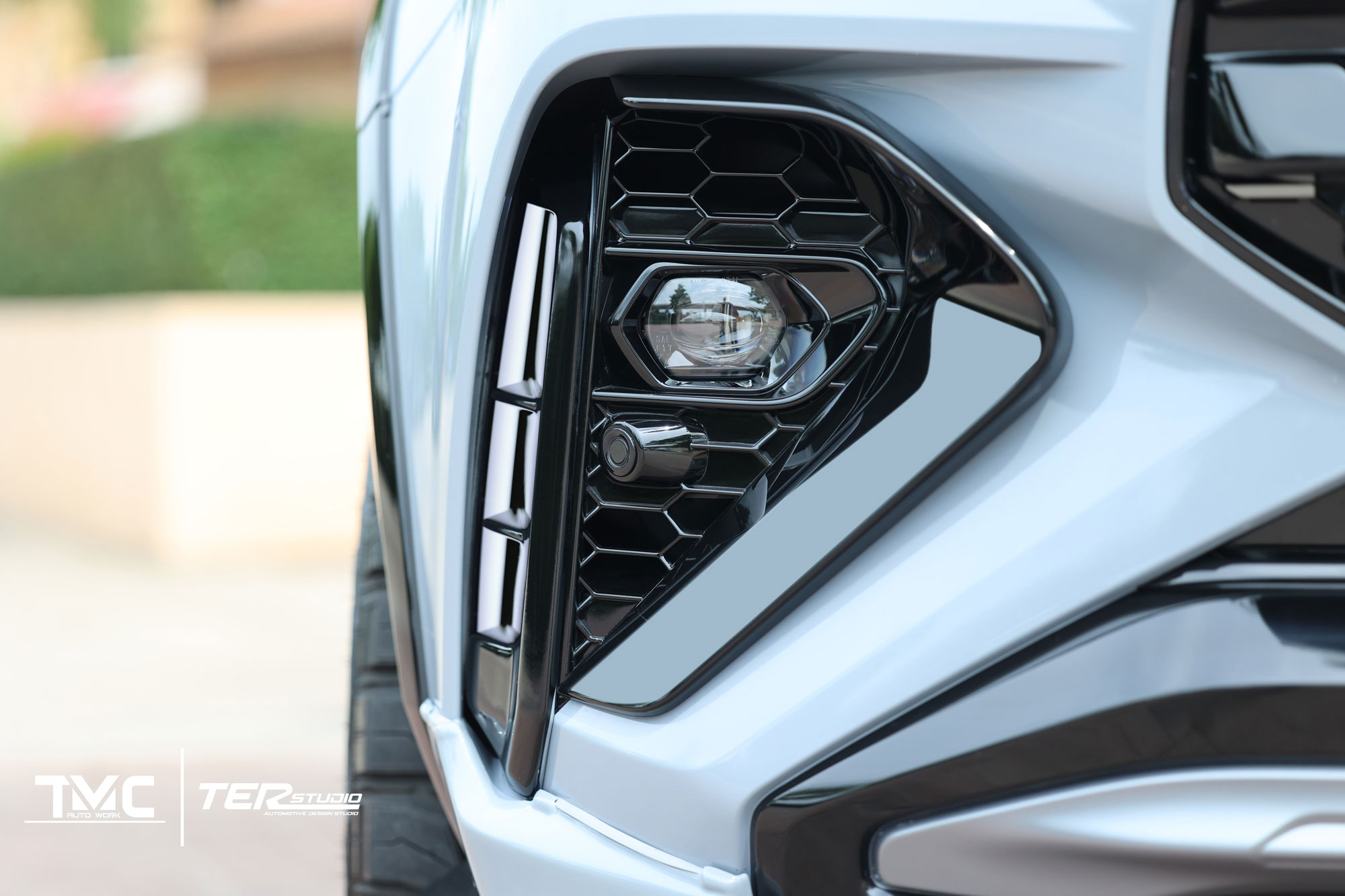 ชุดแต่งสเกิร์ตรอบคัน VAZOOMA-RS ( RS ) MU-X 2025