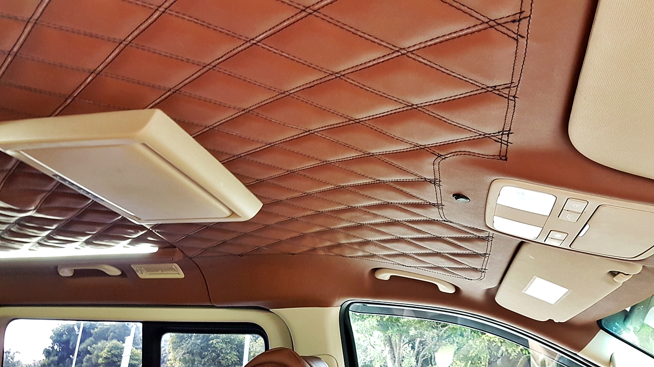 หุ้มหลังคา พร้อมรางไฟ ลายตาราง