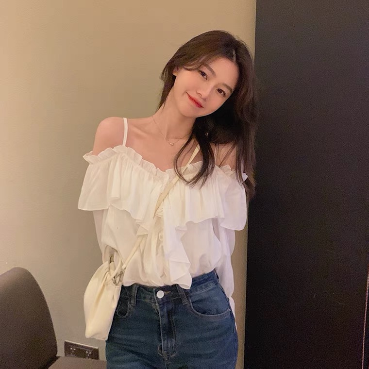 เสื้อลินินเปิดไหล่ แขนยาว Linen blouse