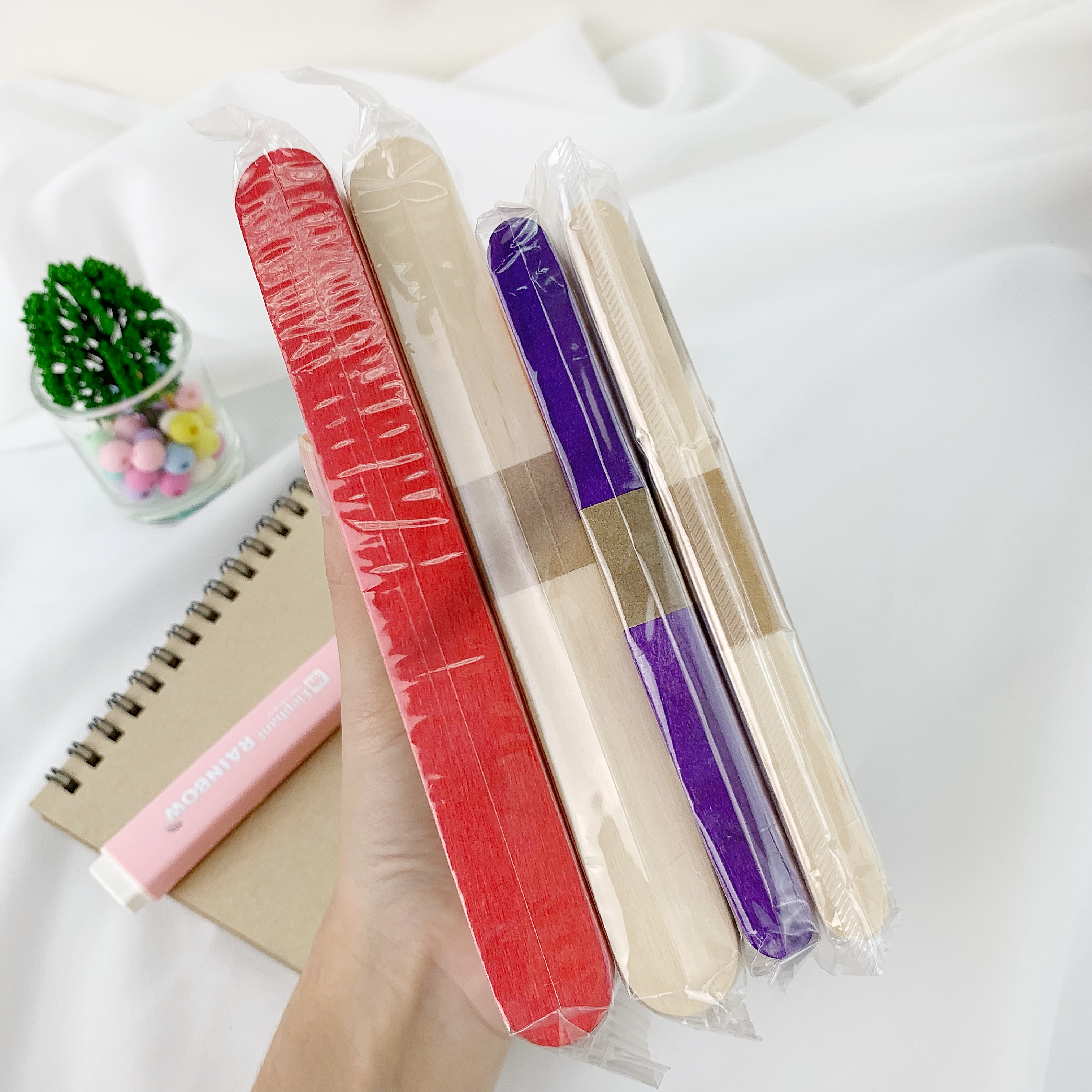 ไม้ไอติม สีธรรมชาติ และแบบมีสี ขนาดจัมโบ้และขนาดเล็ก