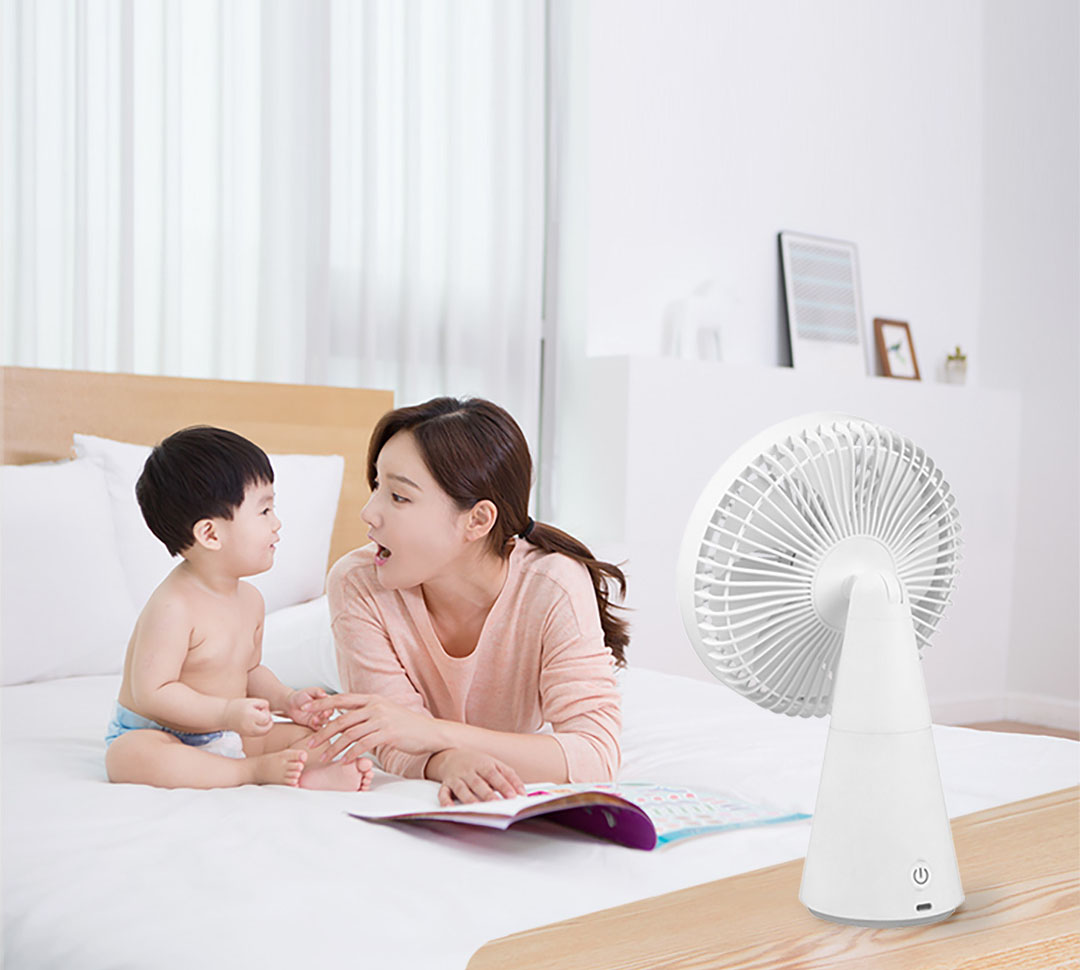 Xiaomi Rechargeable Mini Fan พัดลมพกพารุ่น Mini ใบพัด 7 ใบพัด รับประกัน 1 ปี