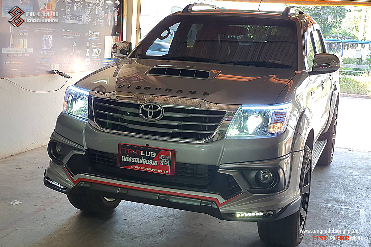 อัพเกรดไฟหน้า VIGO CHAMP