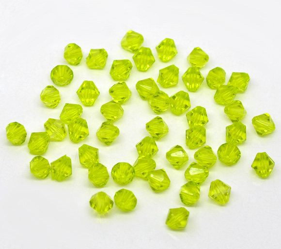 ลูกปัดอะครีลิคไบคอนเหลี่ยมเจีย ขนาด 8x8mm แพ็ค 100 เม็ด