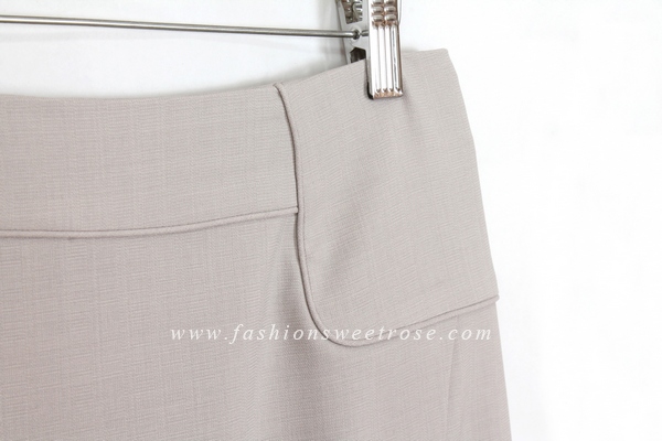 กระโปรงแฟชั่น&ทำงาน กระโปรงทรงสอบผ้า Rose Skinny สีเทาควันบุหรี่ ด้านหน้ากระโปรงดีไซน์เรียบหรู / SK-416