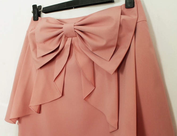 SK-146 กระโปรงแฟชั่น&ทำงาน ผ้าไหมอิตาลีสีชมพูพาสเทล มีโบว์ซ้อนกัน 2 ชั้น