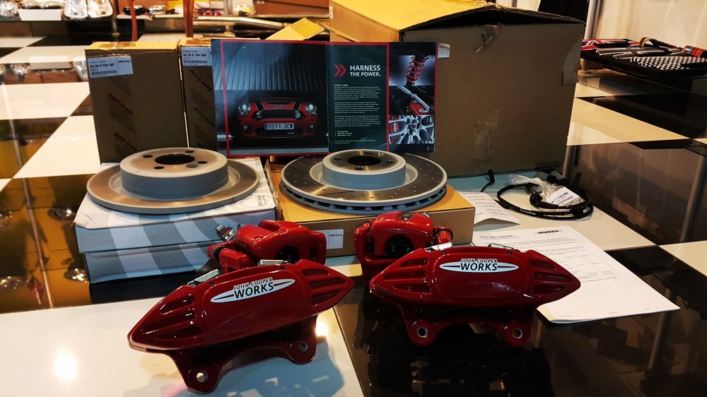 ชุดอัพเกรดเบรคหน้า/หลัง JCW สำหรับ MINI COOPER R55, R56, R57, R58, R59 (***สินค้าใหม่ แท้***)