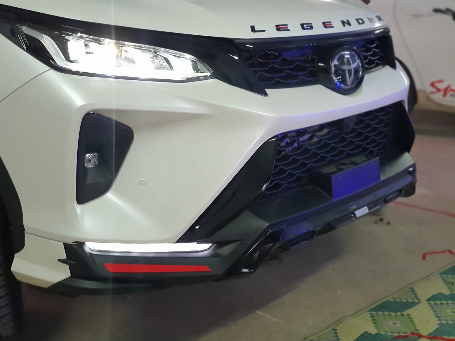 ชุดแต่งรอบคัน VAZOOMA-XT FORTUNER LEGENDER 2020