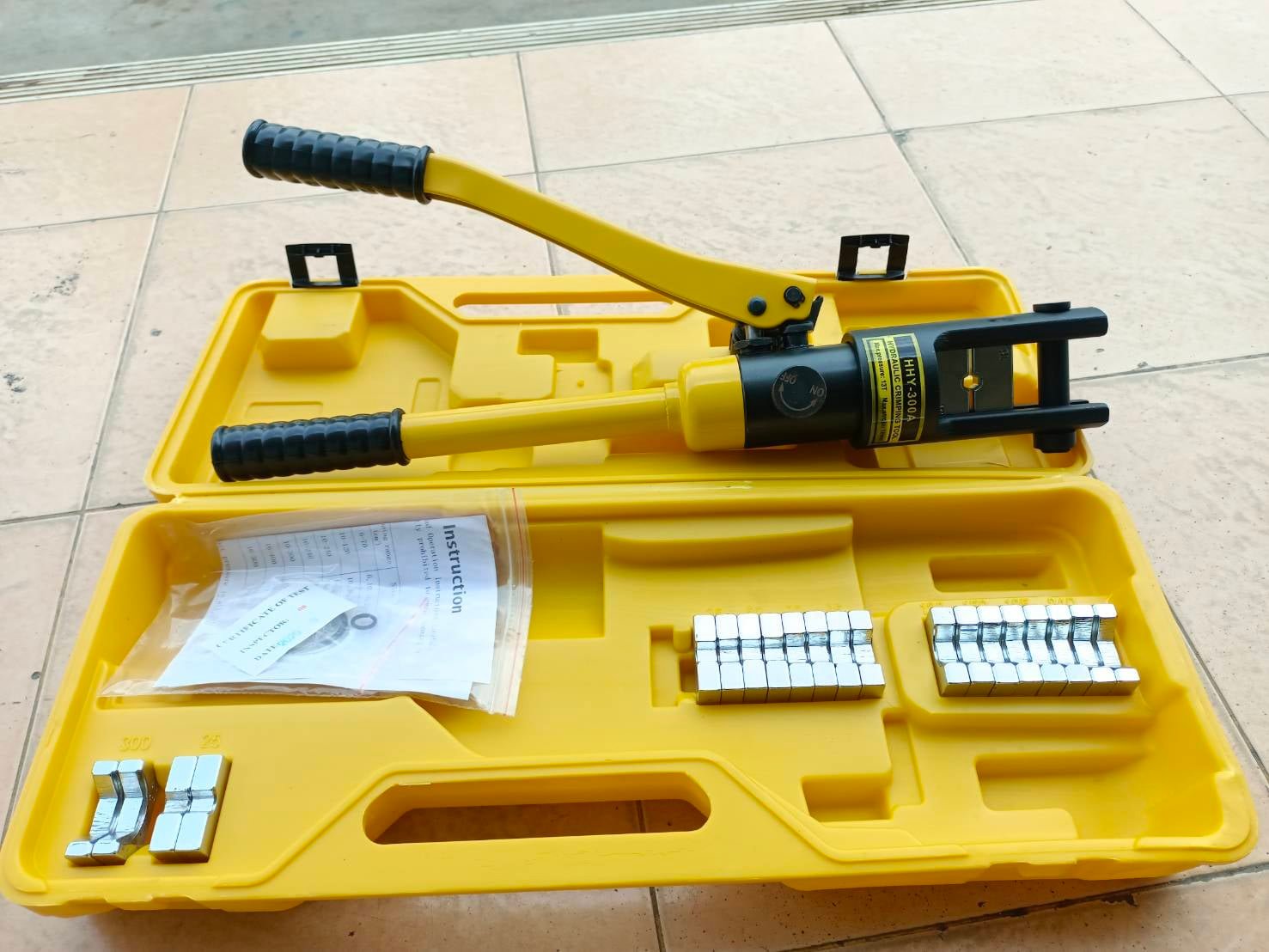 คีมย้ำหางปลา ไฮดรอลิค รุ่น HHY-300A