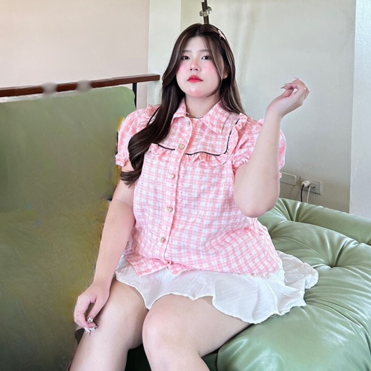 J114 เสื้อสาวอวบ คอปก แต่งระบาย แขนตุ๊กตา สีพาสเทล ฟ้า ชมพู เหลือง อกได้ถึง 50 นิ้ว