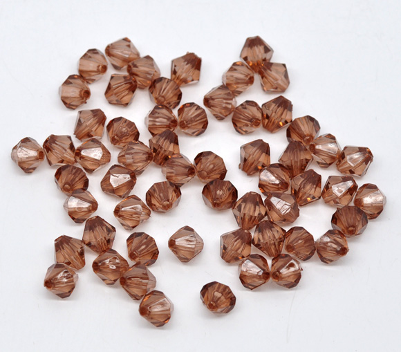 ลูกปัดอะครีลิคไบคอนเหลี่ยมเจีย ขนาด 8x8mm แพ็ค 100 เม็ด