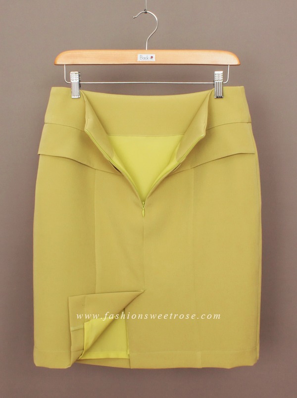 SK-442 กระโปรงทรงสอบ ผ้า Double Twist สีเขียว