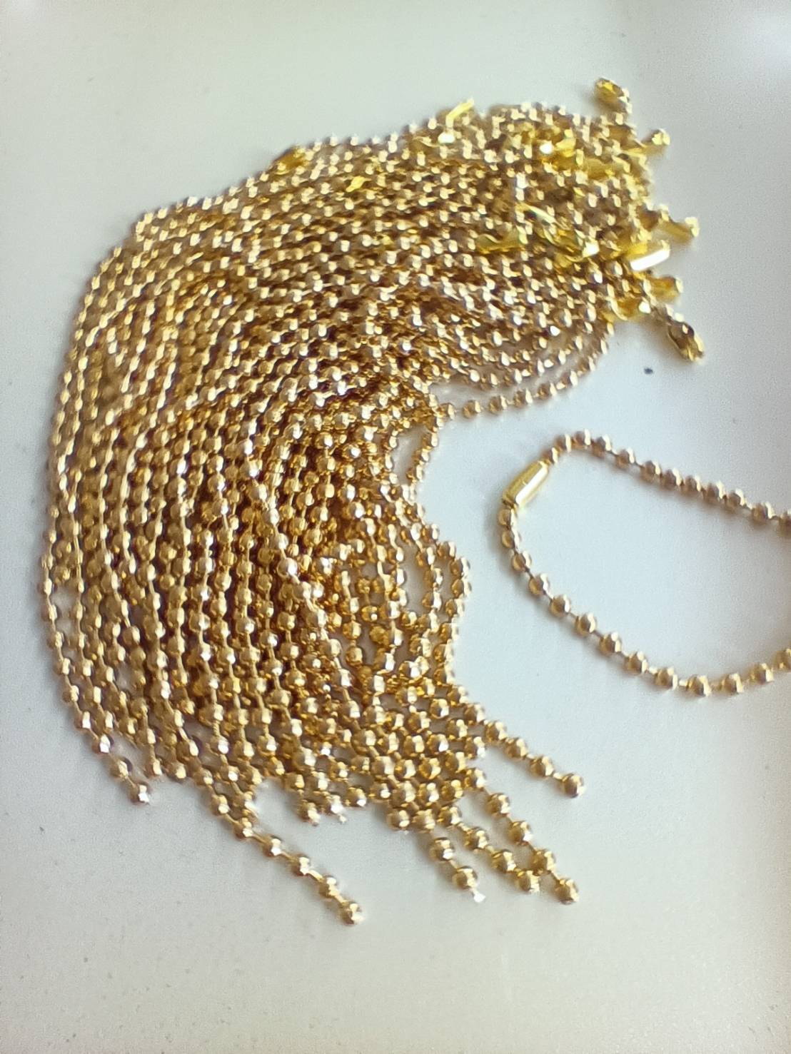 โซ่ไข่ปลาเหล็ก สีน้ำตาลทอง พร้อมข้อต่อตัวล็อก ขนาด 2 มม. เลือกความยาว