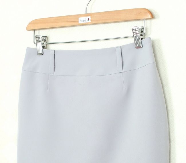 กระโปรงแฟชั่น&ทำงาน กระโปรงสอบ ผ้าไหมอิตาลีสีเทา ชายกระโปรงตีเกร็ดแต่งด้วกระดุม / SK-286