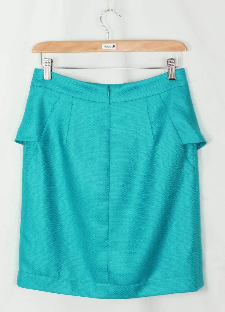 SK-191 กระโปรงแฟชั่น&ทำงาน ทรงสอบ ผ้า CHANEL สีฟ้า ด้านหน้ากระโปรงจับจีบระบาย