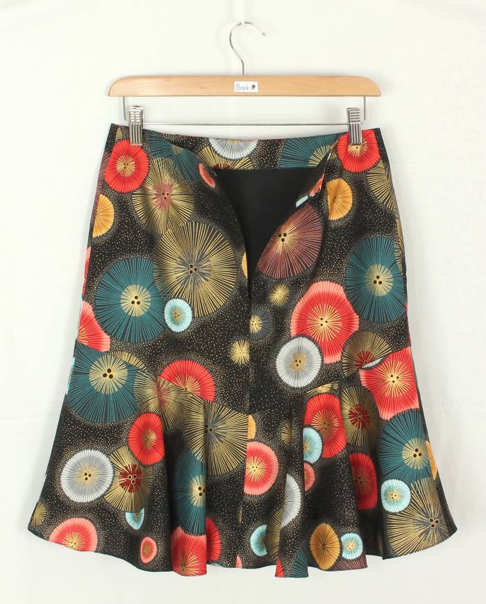 SK-211 กระโปรงแฟชั่น&ทำงาน ทรงย้วย ผ้าคอตตอนญี่ปุ่นพิมพ์ลายวงกลมกราฟฟิคแฟนซี