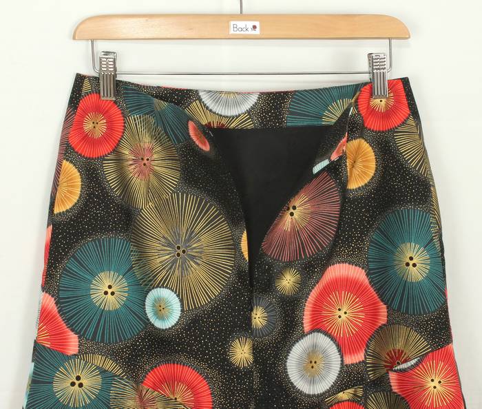 SK-211 กระโปรงแฟชั่น&ทำงาน ทรงย้วย ผ้าคอตตอนญี่ปุ่นพิมพ์ลายวงกลมกราฟฟิคแฟนซี