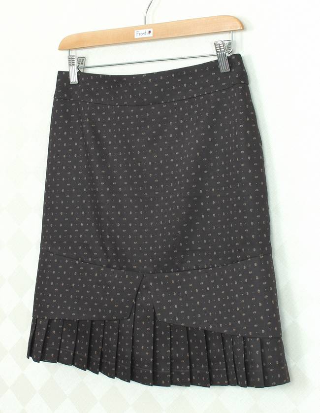 SK-284 กระโปรงแฟชั่น&ทำงาน ทรงสอบ ผ้าคอตต้อนญี่ปุ่นพิมพ์ลายลูกน้ำเล็กๆพื้นน้ำตาล ชายกระโปรงจับจีบรอบตัว