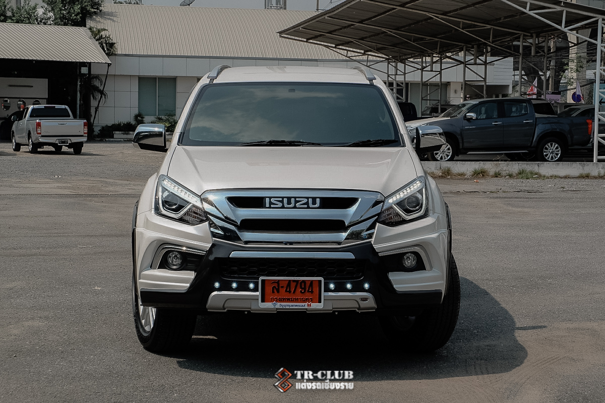 ชุดแต่งสเกิร์ตรอบคัน JAP MU-X 2017-2019