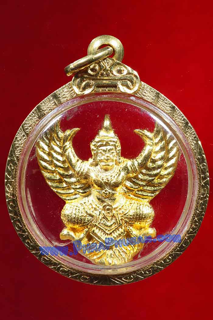 พญาครุฑ อ.วราห์ วัดโพธิ์ทอง รุ่นโคตรรวย ปี2537 เนื้อทองคำ