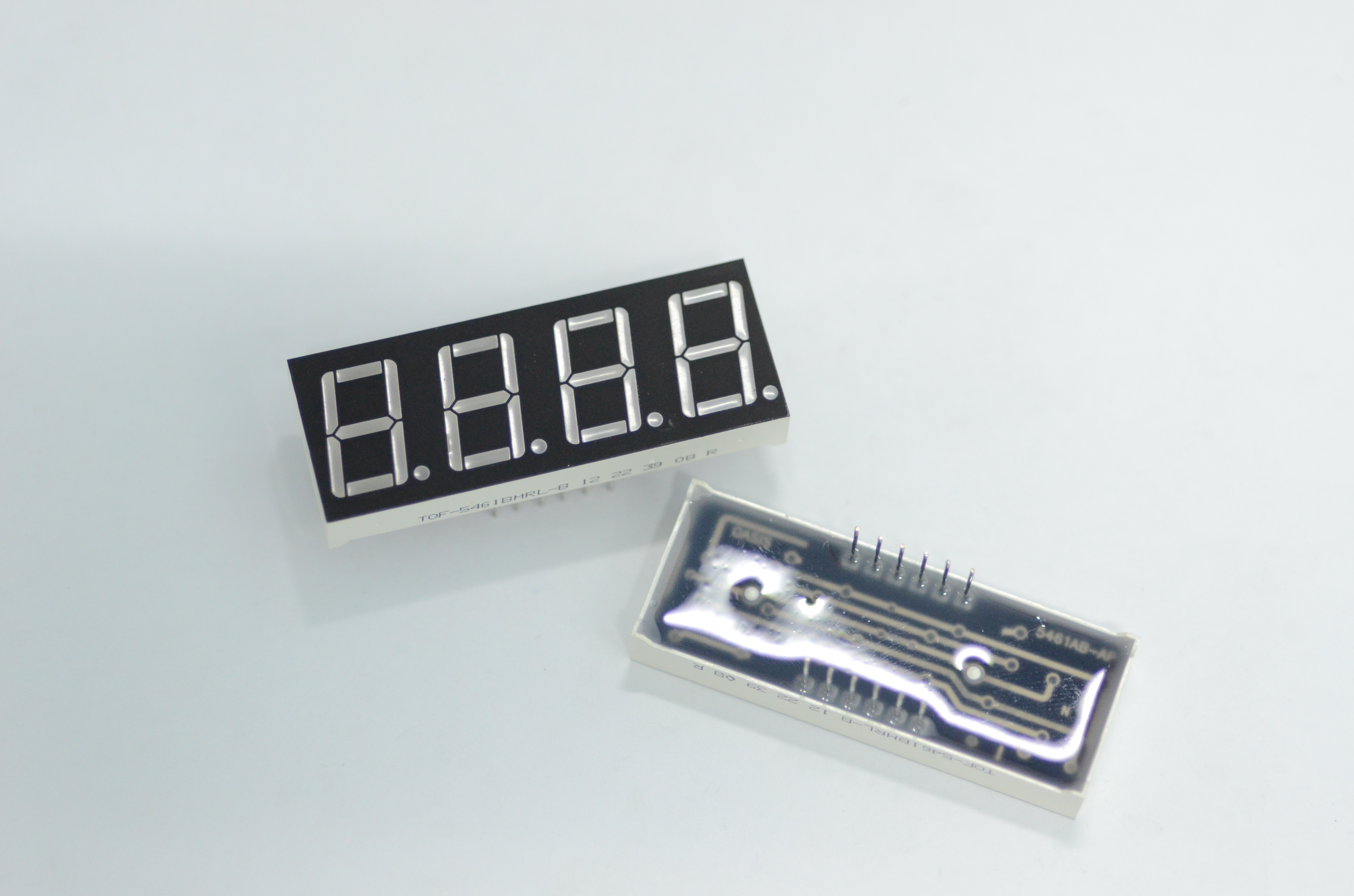 TOF-5461BMRL:7 Segment CA, 4 Digit, RED, 0.56 INCH