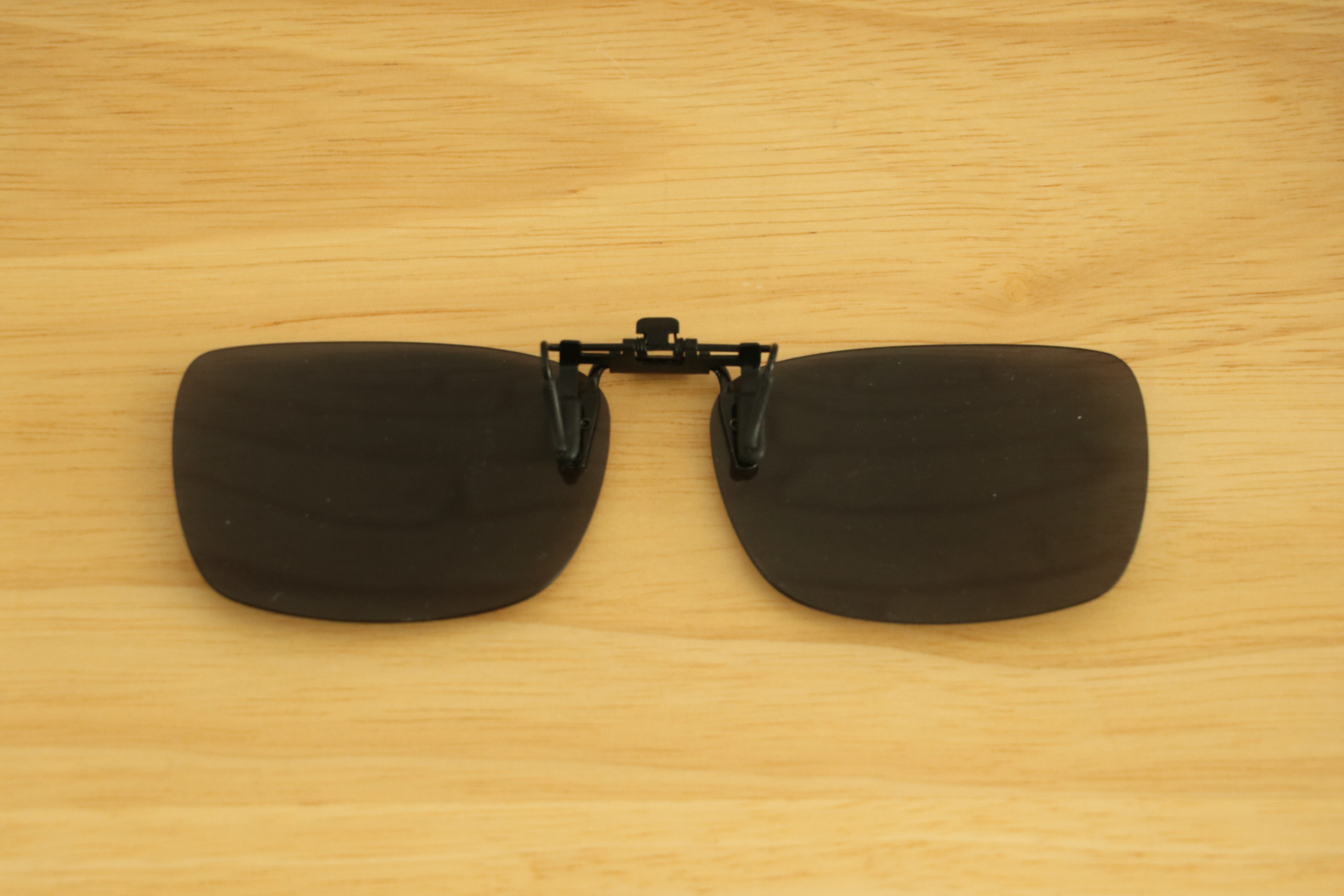 คลิปออนกันแดด Clipsster รุ่น Recster O Signature Edition เลนส์สีดำ