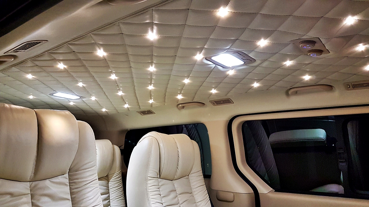 HYUNDAI H-1 DELUXE รถเกาหลี [ เบาะ + คอนโซล + กุหลังคา + พรม ] - ษ 2644